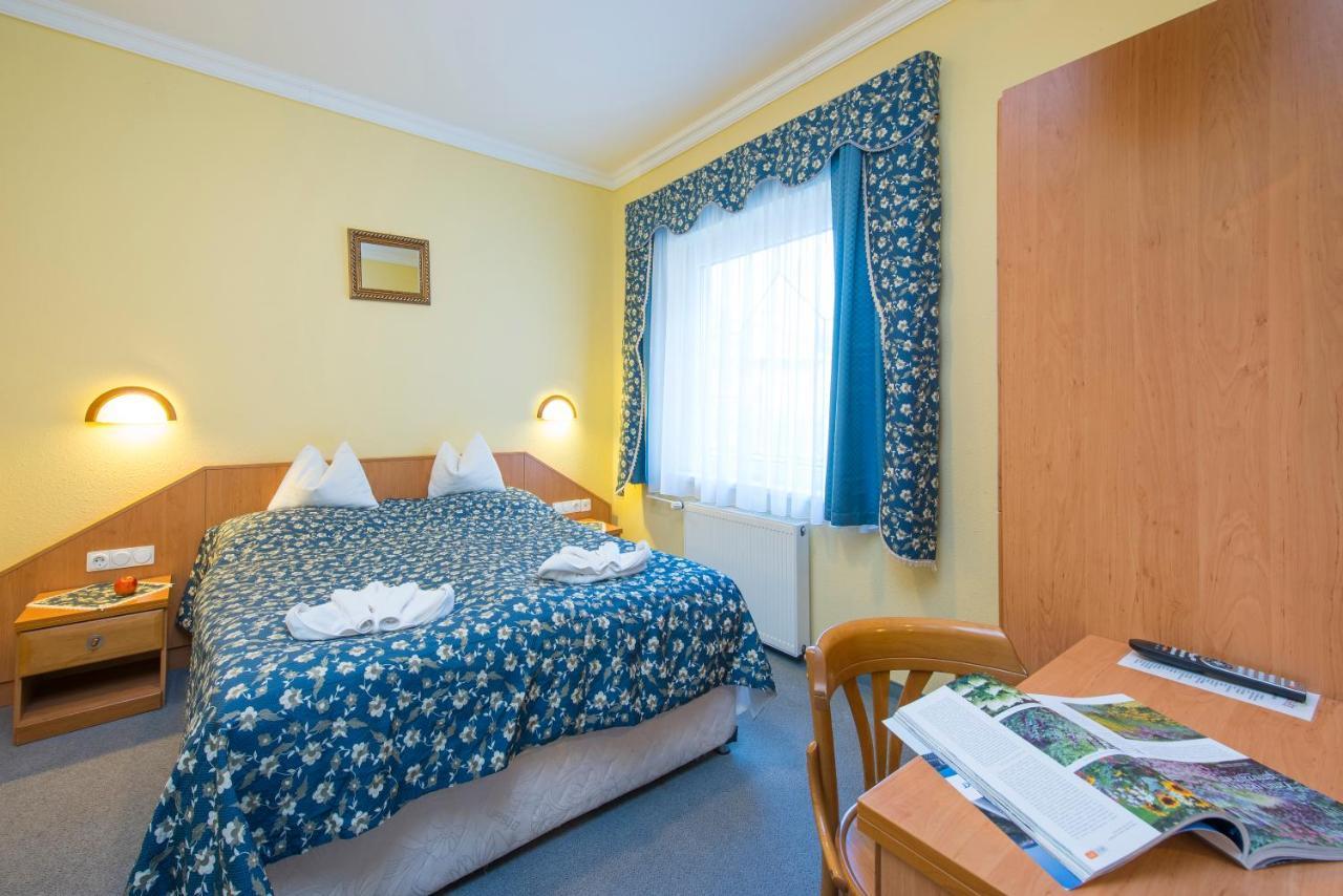 Kikelet Club Hotel Miskolc Kültér fotó