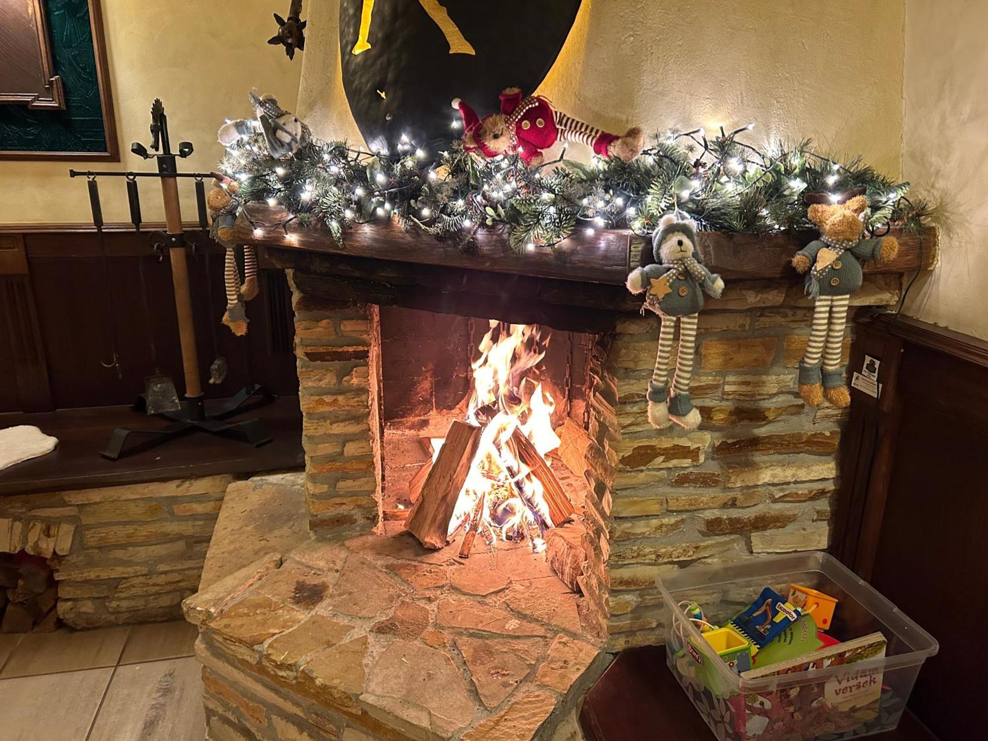 Kikelet Club Hotel Miskolc Kültér fotó