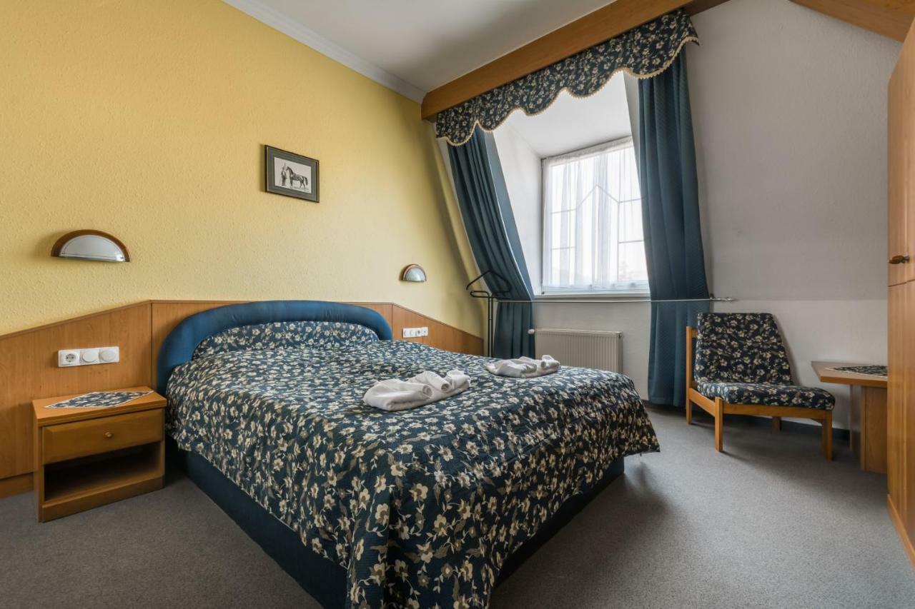 Kikelet Club Hotel Miskolc Kültér fotó