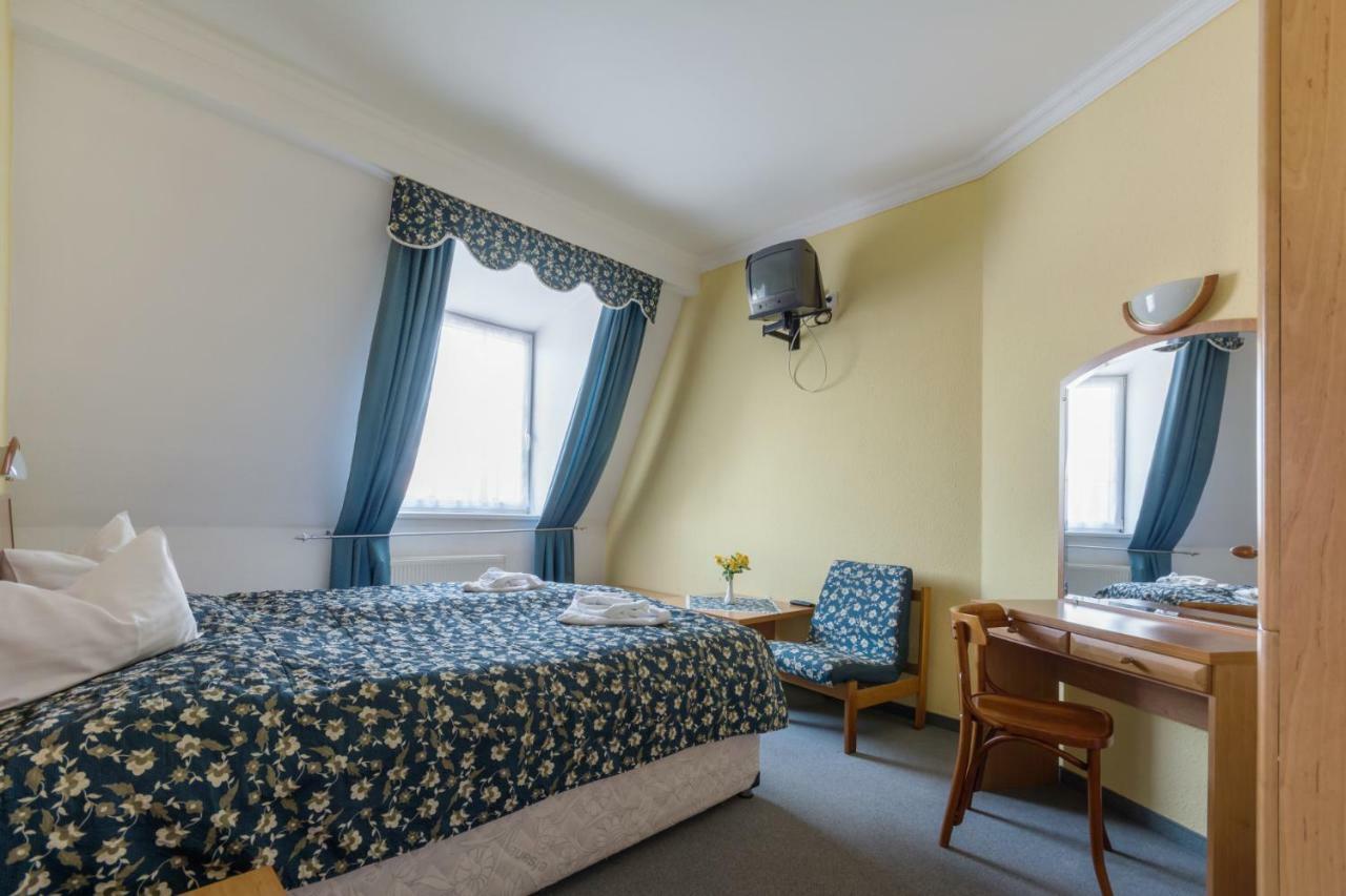 Kikelet Club Hotel Miskolc Kültér fotó